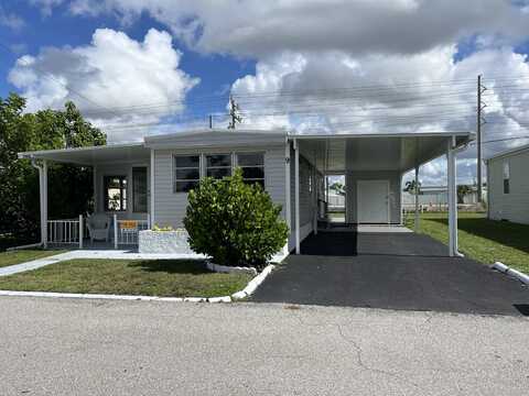 9 HOBNAIL DRIVE, North Fort Myers, FL 33903