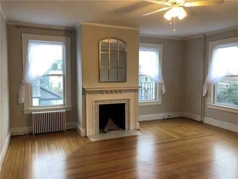 7 Mt. Vernon Street, Newport, RI 02840