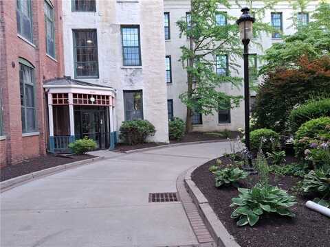 15 Higgins Street, Smithfield, RI 02917
