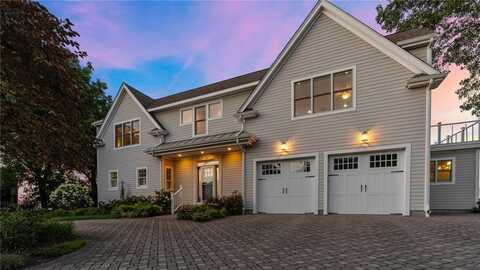 99 Boyce Avenue, Barrington, RI 02806