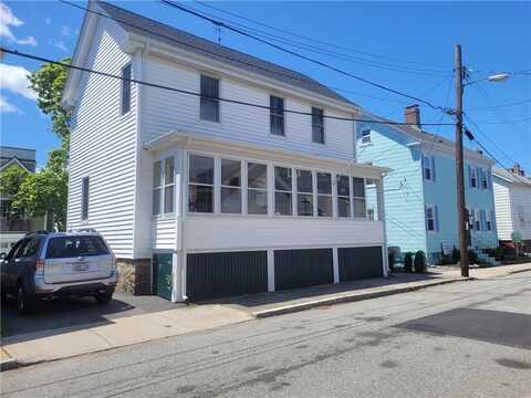 11 Byrnes Street, Newport, RI 02840