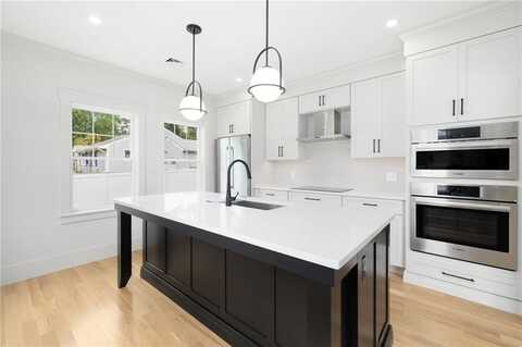 35 Anchor Way, Newport, RI 02840