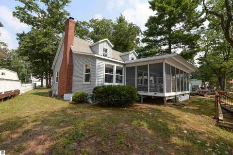 1594 Little Avenue, National City, MI 48748
