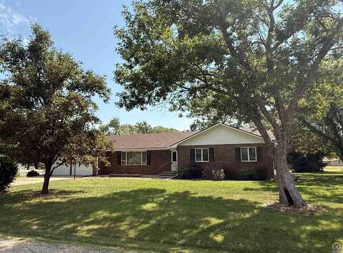 612 Packer ST, Osage City, KS 66523