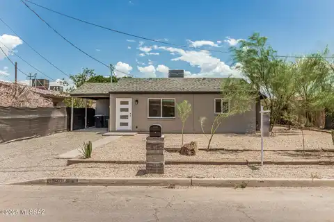2738 N La Verne Avenue, Tucson, AZ 85712