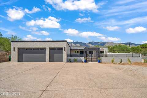 4715 N Circulo Del Bac, Tucson, AZ 85718