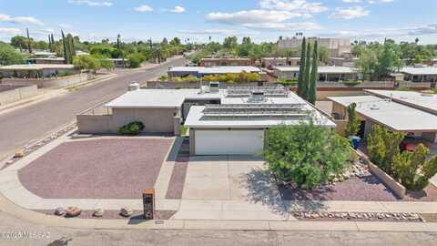 7662 E Waverly Street, Tucson, AZ 85715