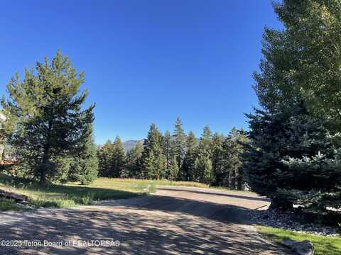 682 OVERLOOK Circle, Alpine, WY 83128