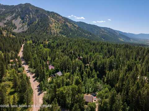 520 CEDAR Drive, Star Valley Ranch, WY 83127