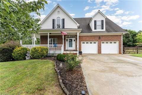 174 Longwood Drive, Advance, NC 27006