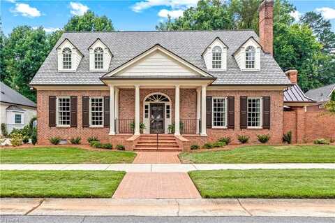 2924 Reynolds Square, Winston Salem, NC 27106