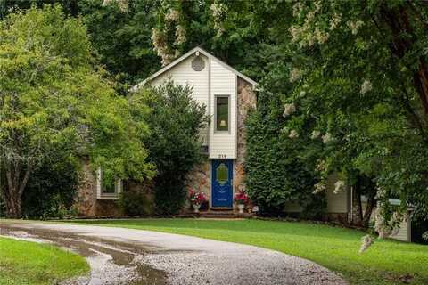 214 Rockwood Lane, Kernersville, NC 27284