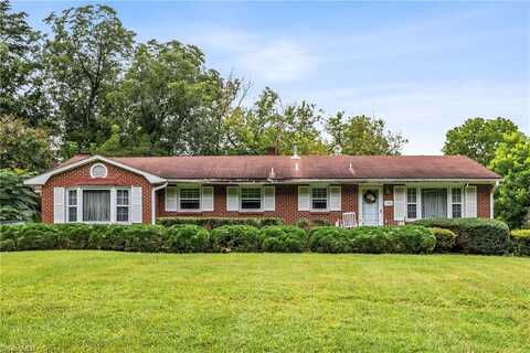 1546 Harvest Drive, Winston Salem, NC 27101