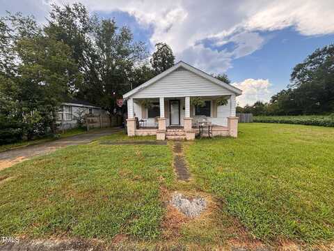 609 W Preston Street, Selma, NC 27576