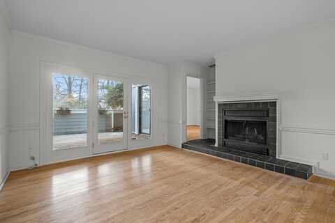 700 Bishops Park Drive, Raleigh, NC 27605