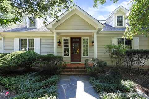 201 Helmsdale Drive, Chapel Hill, NC 27517