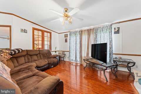 2105 MOUNT OLIVE ROAD, BEAVERDAM, VA 23015