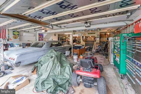 8 FALLING WATER COURT, FREDERICKSBURG, VA 22405