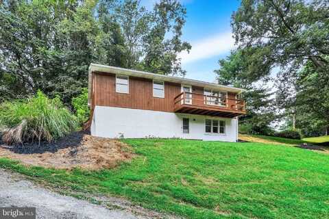 4865 FAKE ROAD, YORK, PA 17406