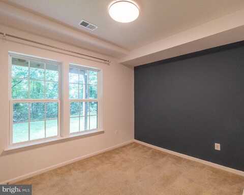 13933 HOLLOW WIND WAY, WOODBRIDGE, VA 22191