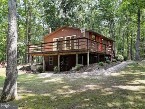 226 CABIN DRIVE, HEDGESVILLE, WV 25427