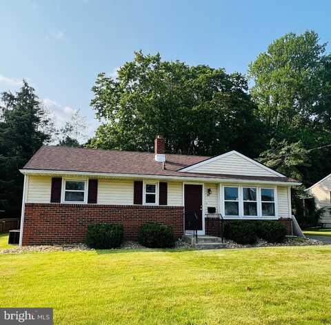 40 FAIRMOUNT DRIVE, GLASSBORO, NJ 08028