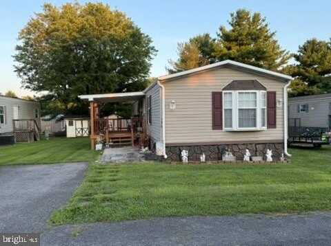 136 PATRICKS COURT, INWOOD, WV 25428