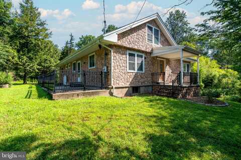 246 MILLBROOK ROAD, WASHINGTON, NJ 07882