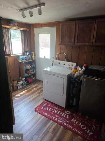 81 TWILIGHT LANE, HEDGESVILLE, WV 25427
