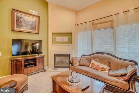 200 BEECH, WARRINGTON, PA 18976