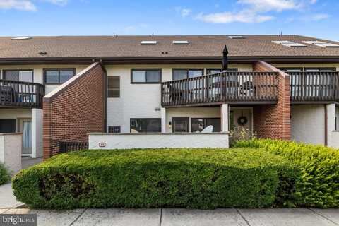 680 GENEVA DRIVE, MECHANICSBURG, PA 17055