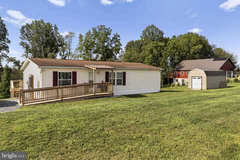 5892 MEADVILLE ROAD, NARVON, PA 17555