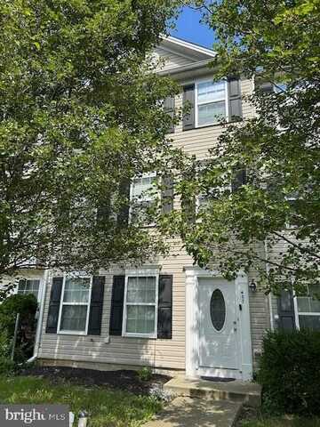 407 DICKENS DRIVE, LANCASTER, PA 17603