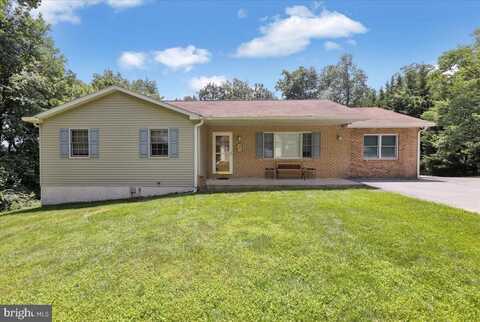 70 MCEWEN LANE, ELVERSON, PA 19520