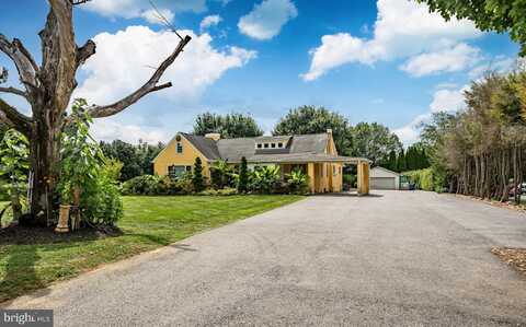 1230 POTTSTOWN PIKE, WEST CHESTER, PA 19380