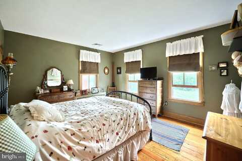 75 CEMETERY ROAD, MANCHESTER, PA 17345
