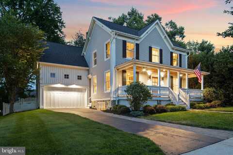 516 CENTER STREET S, VIENNA, VA 22180