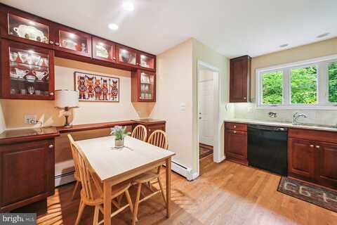 2664 OGLETON ROAD, ANNAPOLIS, MD 21403