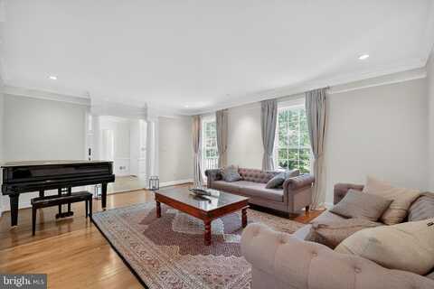 11141 WILLOWBROOK DRIVE, POTOMAC, MD 20854