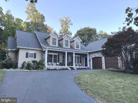 18 PALOMINO PARKWAY, DILLSBURG, PA 17019