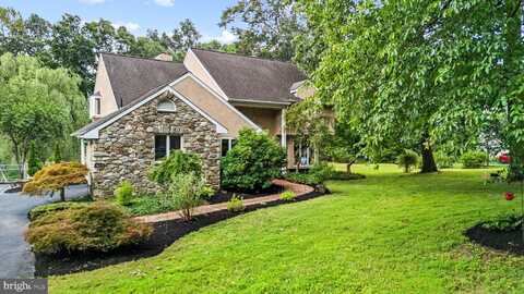 12 WAGNER LANE, COATESVILLE, PA 19320
