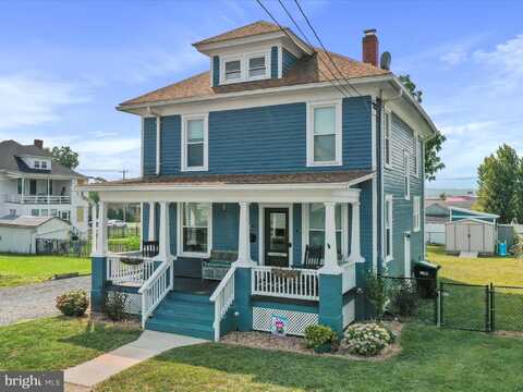 141 N FUNK STREET, STRASBURG, VA 22657