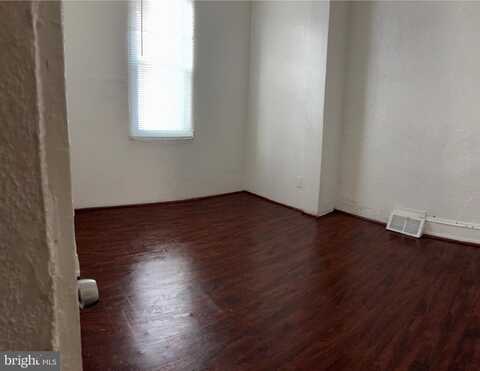709 W HUNTINGDON STREET, PHILADELPHIA, PA 19133