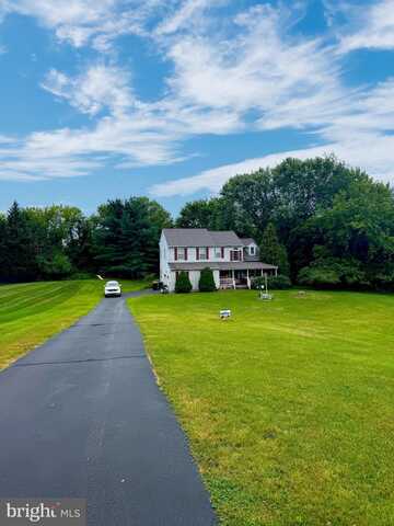 22 WINDY KNOLL DRIVE, ROYERSFORD, PA 19468