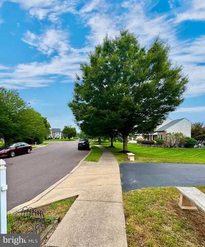 22 WINDY KNOLL DRIVE, ROYERSFORD, PA 19468