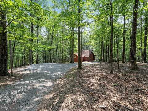 3 RUFFED GROUSE LANE, HEDGESVILLE, WV 25427