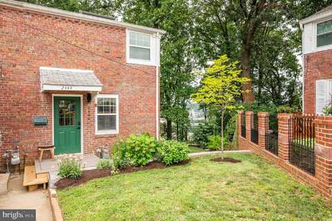 2444 S OAKLAND STREET, ARLINGTON, VA 22206