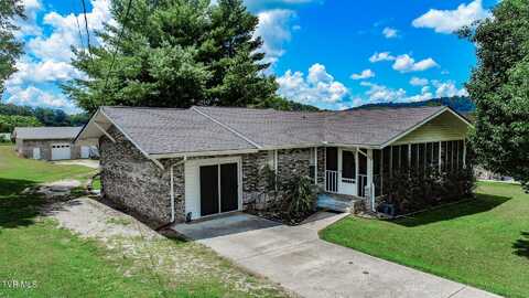 281 Ramblin Rd, Newport, TN 37821