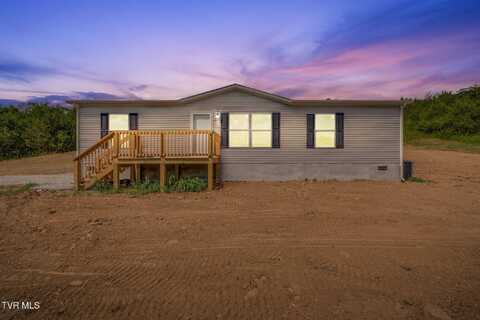 2145 Oakwood Road, Midway, TN 37809