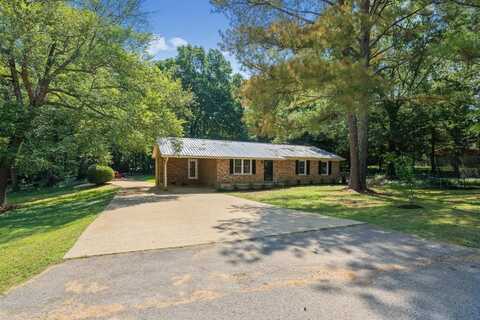 285 Hidden Acres Rd., PARIS, TN 38242